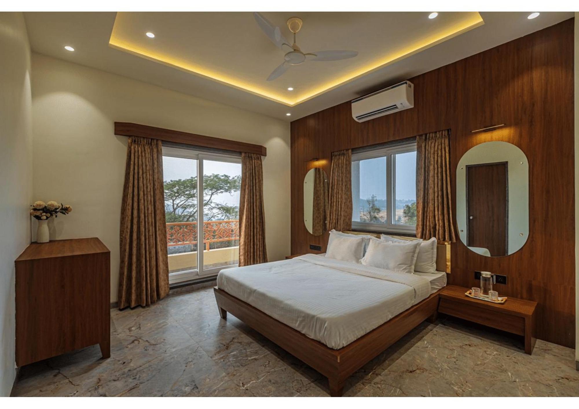 Mountain Glory 8Bhk By Tensorstays, Pool & Theater Igatpuri Exterior foto